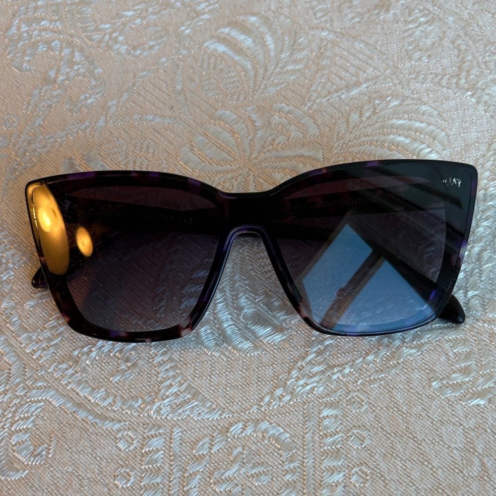 QUAY Confidential Cat Eye Purple Tortoise Sunglasses